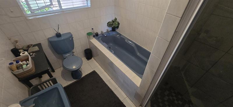 4 Bedroom Property for Sale in Reebok Western Cape